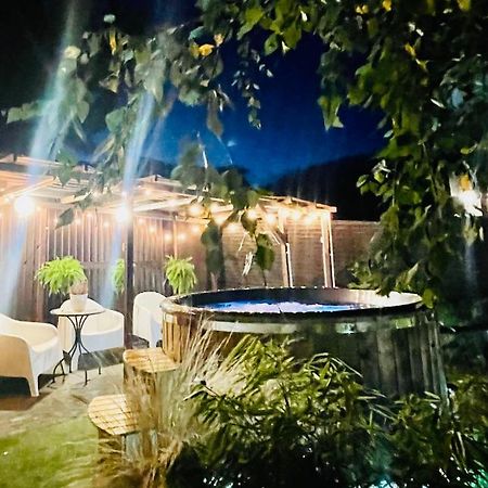 Domki I Apartamenty Caloroczne Koliber Владиславово Екстер'єр фото