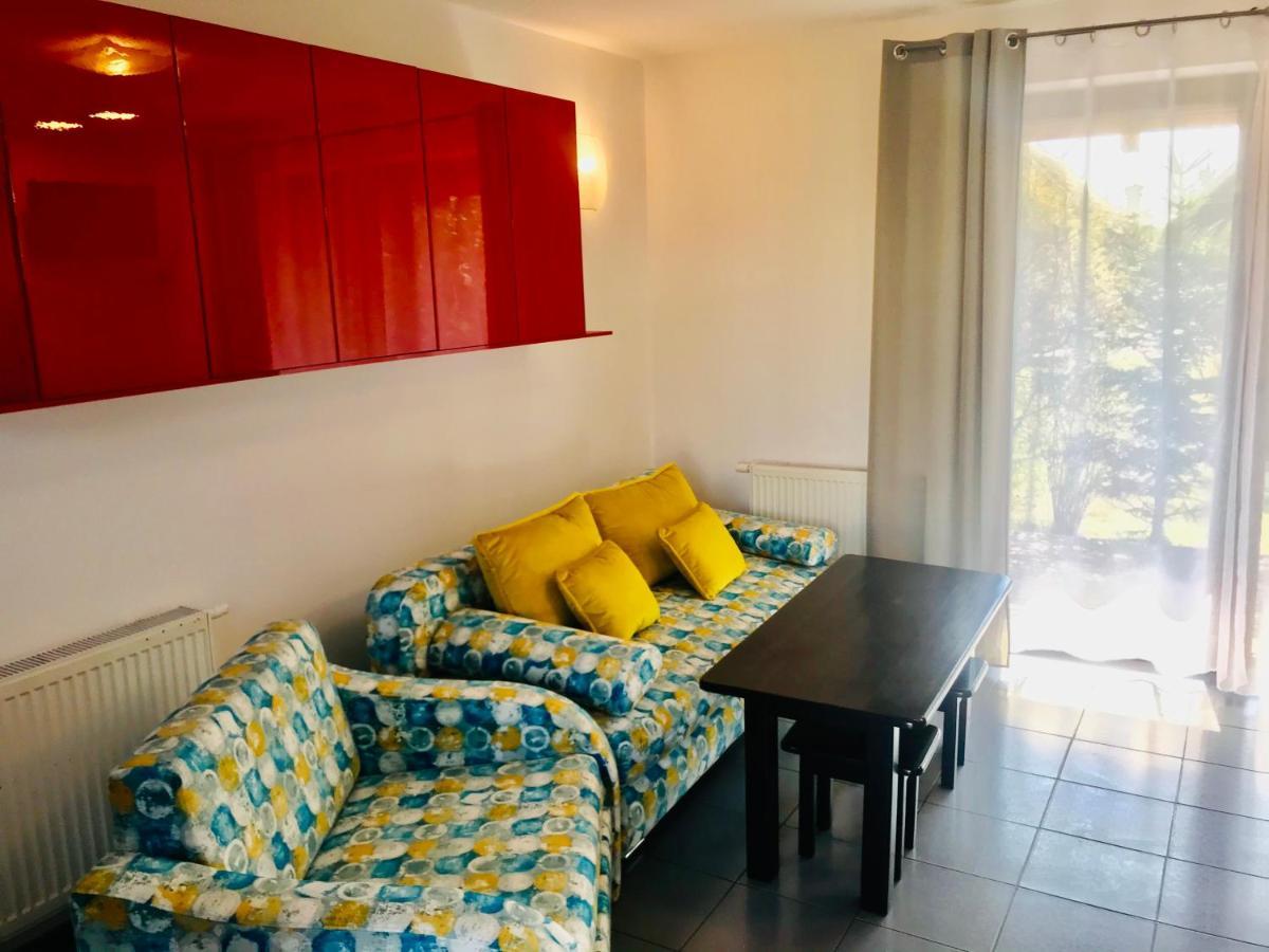 Domki I Apartamenty Caloroczne Koliber Владиславово Екстер'єр фото